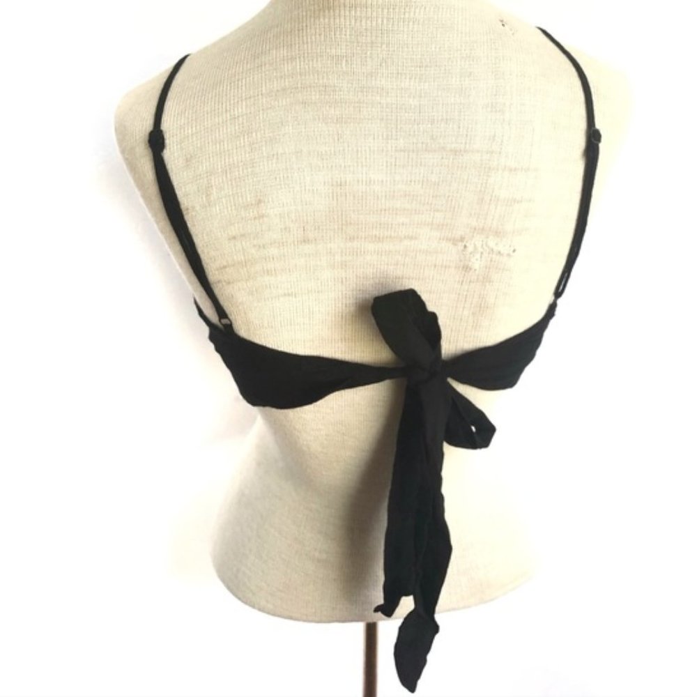 Hommage From Los Angeles Lace Inset Tie Back Crop Top in Black Size Medium - Picture 8 of 10